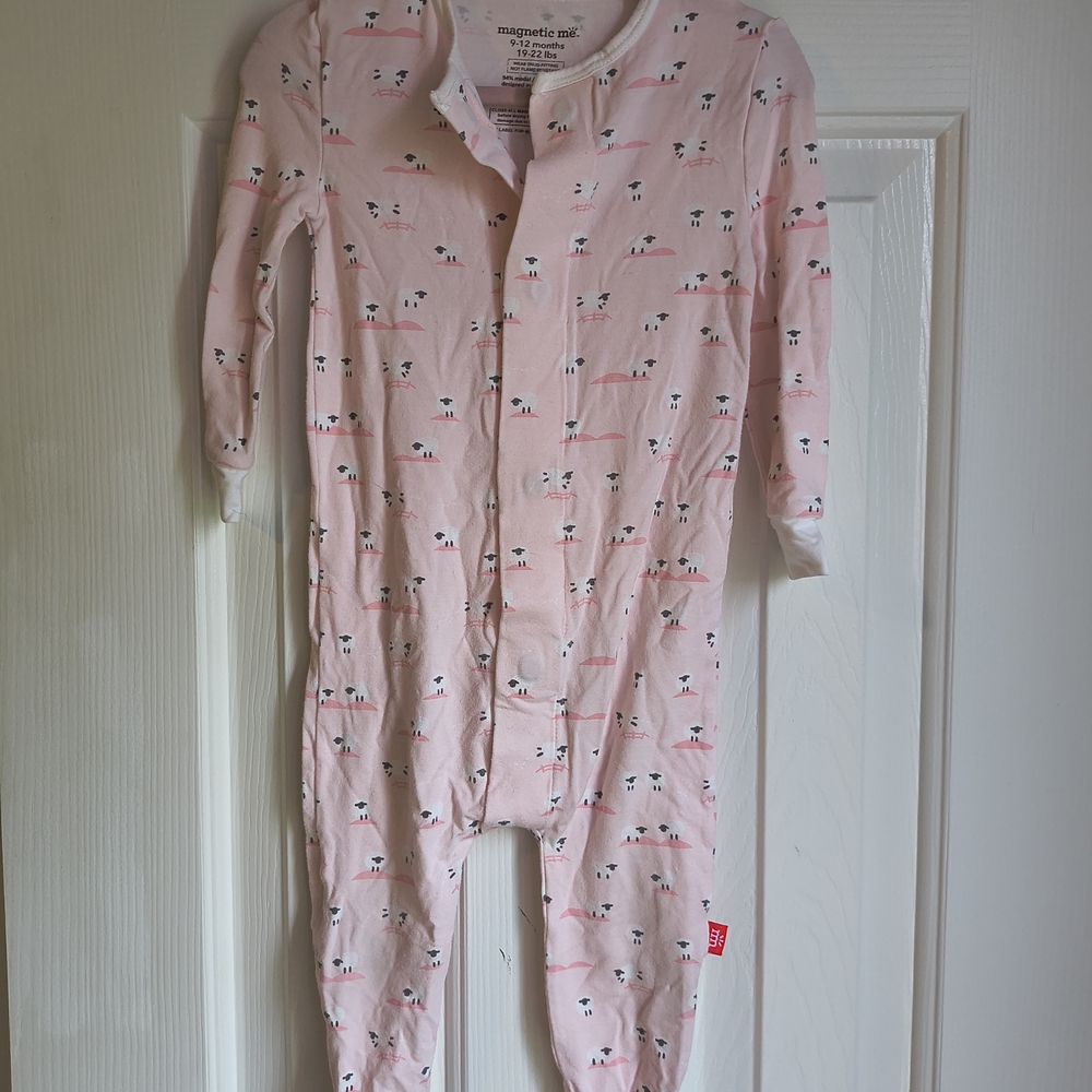 Magnetic Me Blush Sheep Pattern Footie